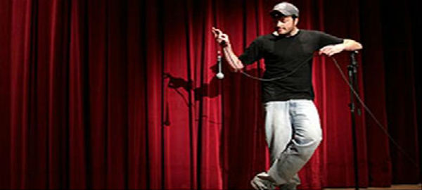 Danilo Gentili apresenta Comédia Stand Up