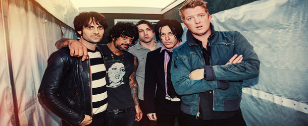 Queens of the Stone Age toco no Brasil em setembro