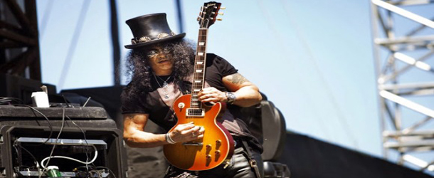 Slash não classificaria o riff de “Sweet Chiil O´Mine” entre os melhores