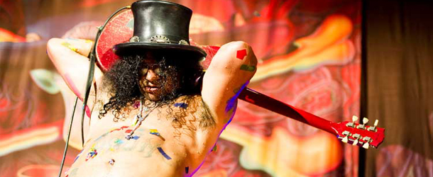 Slash toca no Brasil em 2015