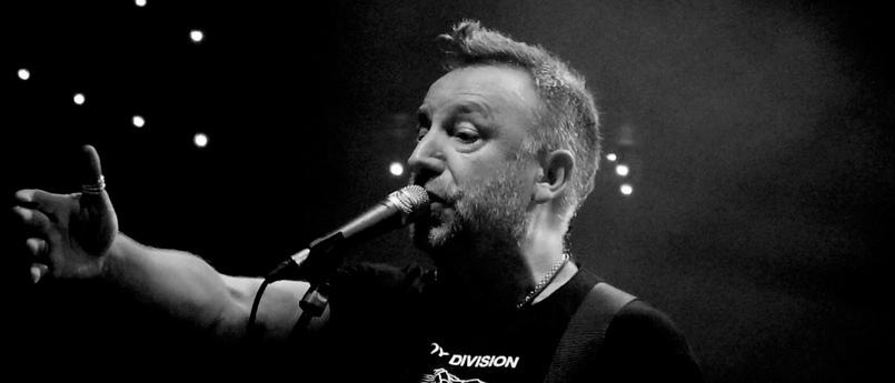 Peter Hook tocará repertório do Joy Division