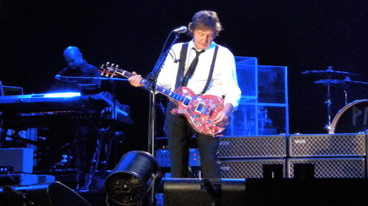 Paul McCartney toca música dos Beatles que jamais havia sido apresentada ao vivo