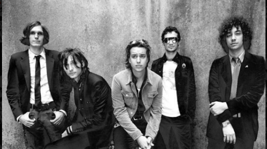 The Strokes trabalha em novo disco