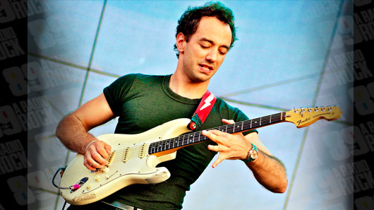 Albert Hammond Jr., dos Strokes, lança clipe do single “Far Away Truths”