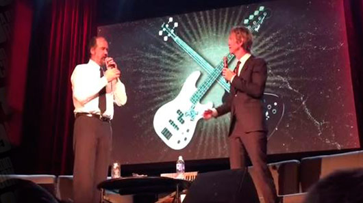 “Sweet Child O´Mine” na sanfona por Duff McKagan e Krist Novoselic