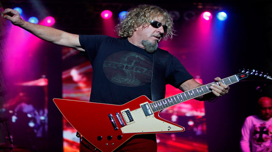 Van Halen quer impedir Sammy Hagar de tocar músicas da banda