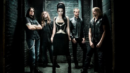 Evanescence anuncia volta depois de 3 anos