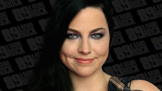 Veja vídeo de Amy Lee cantando “With Or Without You” do U2