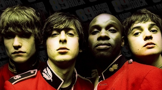 História de amor em novo clipe do Libertines