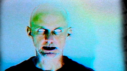 Conheça o novo projeto de Moby