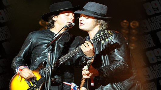 Depois de anunciar ajuda a refugiados, The Libertines lança novo single