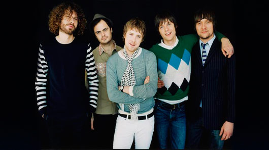 Kaiser Chiefs confirma investida eletrônica com lançamento de novo single