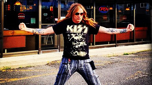 Sebastian Bach diz que “não vai esperar mais” pela reunião com Skid Row