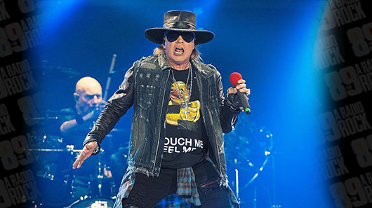 AC/DC: Axl Rose continua na banda e deve gravar disco novo