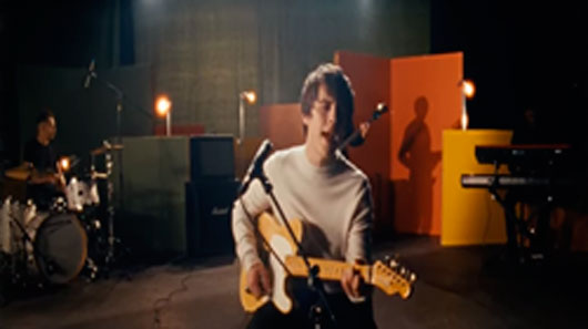 Jake Bugg lança clipe para single “Love, Hope And Misery”