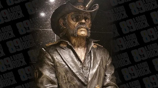 Inaugurada a estátua de Lemmy