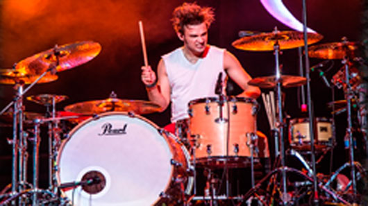 89 conversa com Arejay Hale, baterista do Halestorm