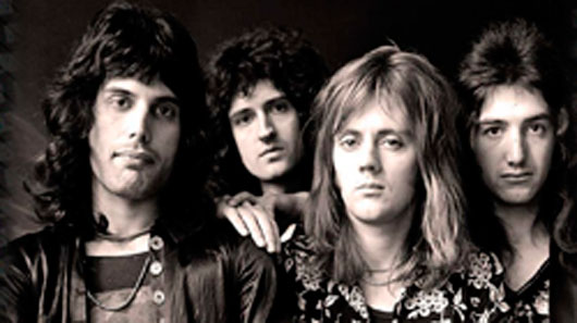 Queen: lyric video de “Bohemian Rapsody” e lançamento de LP orquestrado