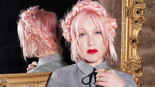 Cyndi Lauper critica discurso de Madonna