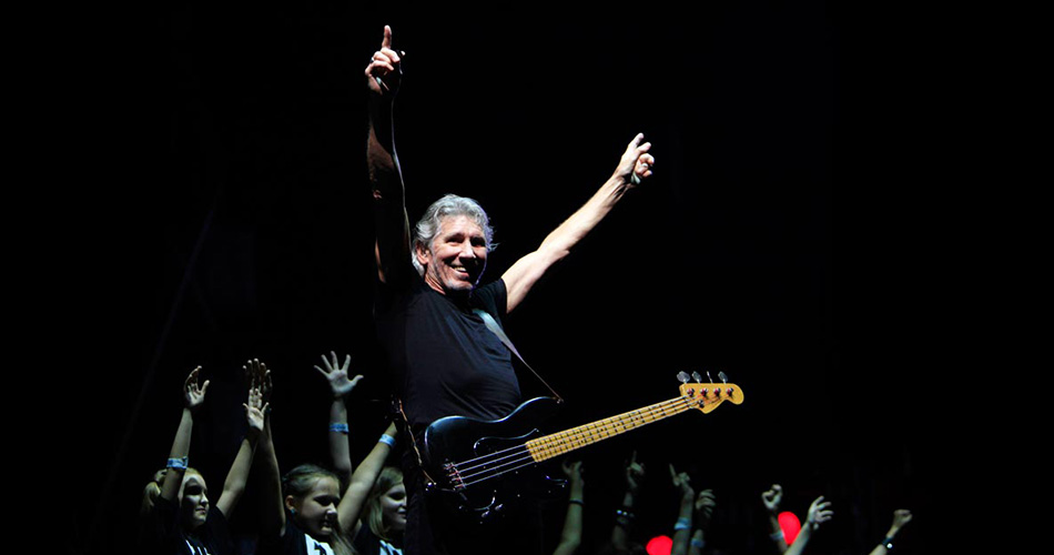 Vídeo: Roger Waters e Eddie Vedder se encontram em Chicago para cantar “Comfortably Numb”