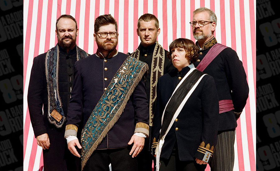 The Decemberists retornam após seis anos com o single “Burial Ground”