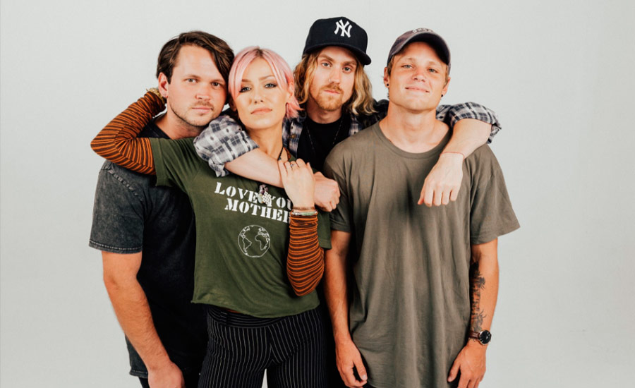 Confira participação de Corey Taylor em novo trabalho do Tonight Alive