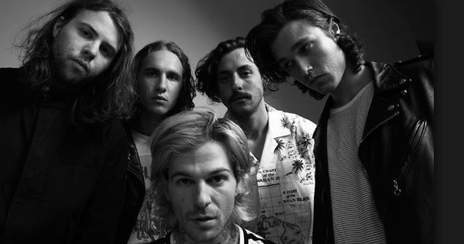 The Neighbourhood libera vídeo ao vivo de “Daddy Issues”