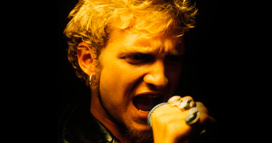 Ouça 19 minutos de voz isolada de Layne Staley, do Alice in Chains