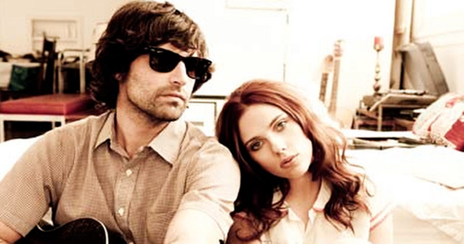 Pete Yorn retoma parceria com Scarlett Johansson. Ouça novo single