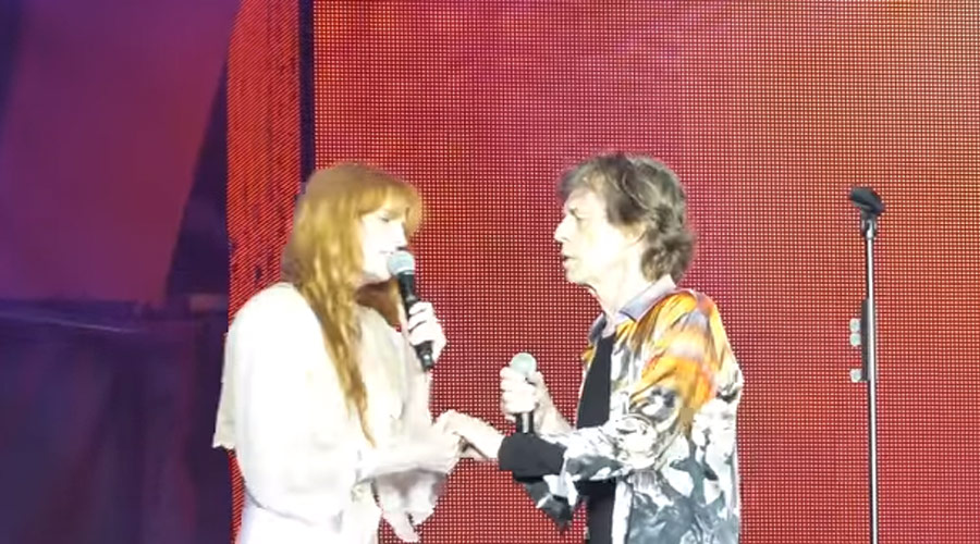 Mick Jagger e Florence Welch fazem dueto incrível em “Wild Horses”