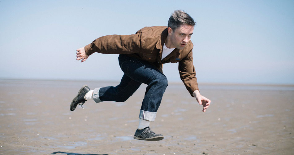 Villagers anuncia novo álbum “The Art Of Pretending To Swim” e libera primeiro clipe