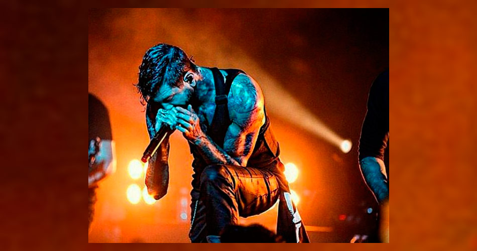 Austin Carlile diz que não pretende substituir Chester Bennington no Linkin Park