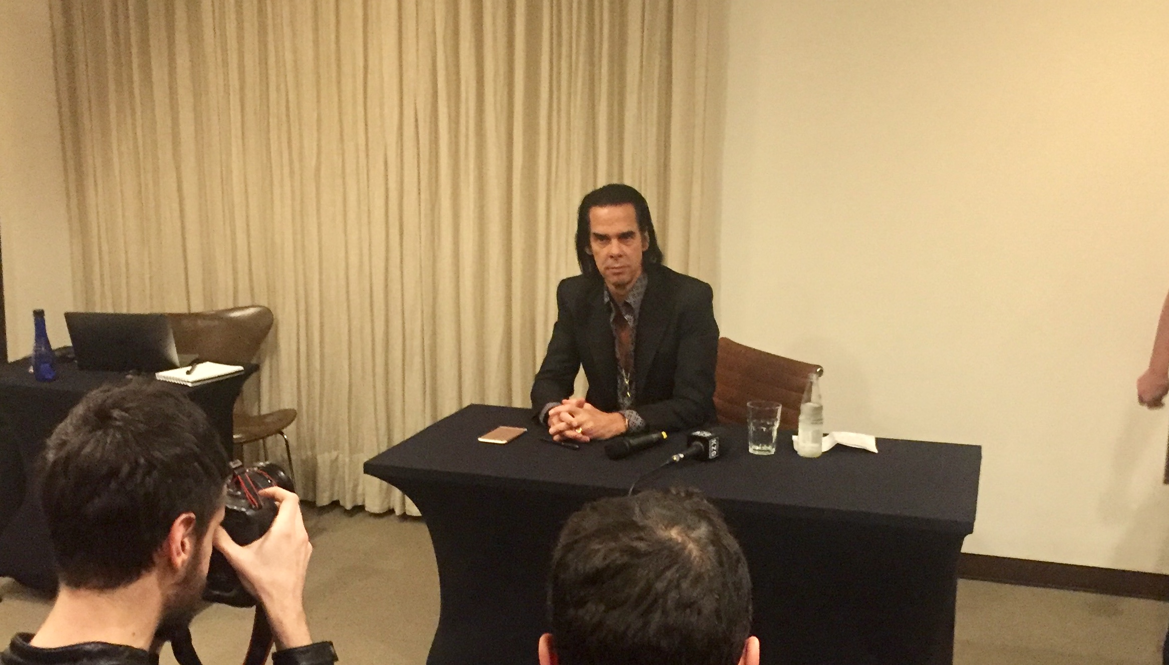 Nick Cave em São Paulo: artista promete show memorável