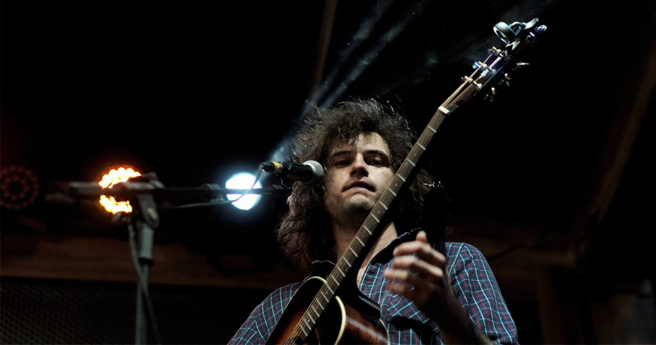 Ryley Walker lança cover de “Diggin’ a Ditch”, da Dave Matthews Band