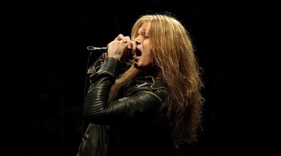 Vídeo: Sebastian Bach toca com Rob Affuso, ex-baterista do Skid Row