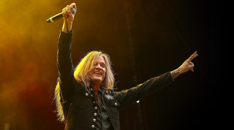 Nova turnê de Sebastian Bach toca disco de estreia do Skid Row na íntegra