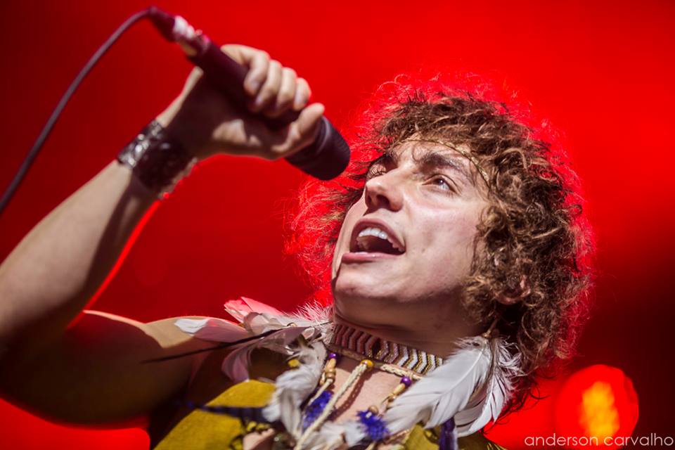 Greta Van Fleet encerra turnê no Brasil com show emblemático em SP