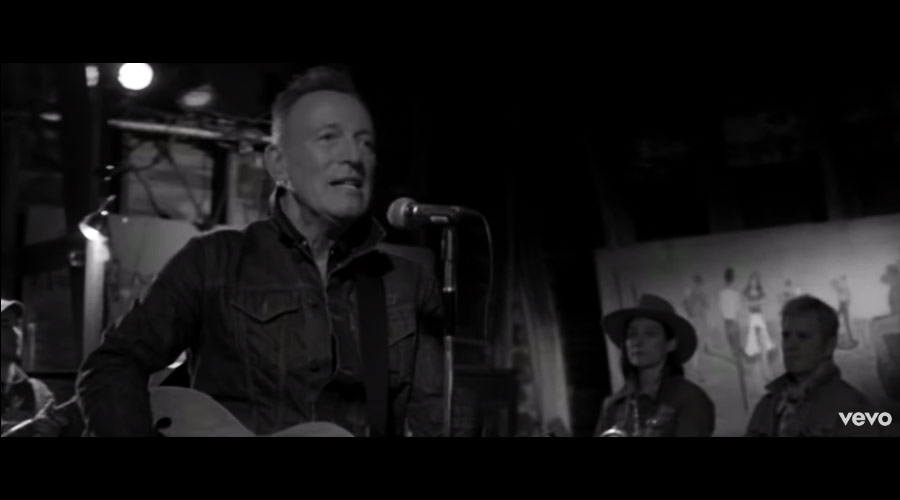 Bruce Springsteen libera mais um novo single, “Tucson Train”