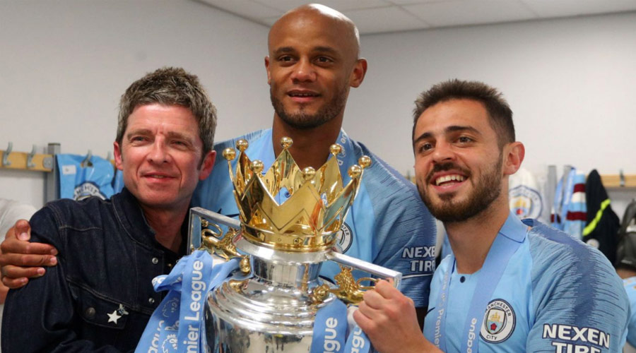 Noel Gallagher comemora título do Manchester City cantando ‘Wonderwall’ com jogadores