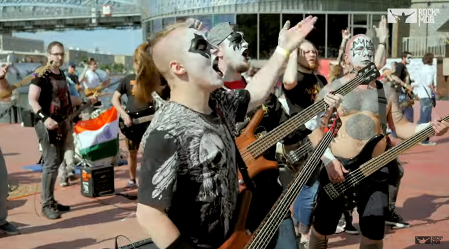 Vídeo: 270 músicos tocam “I Was Made For Lovin´ You”, do Kiss