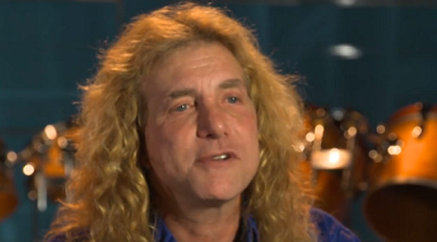 Steven Adler, ex-baterista do Guns N´Roses, é hospitalizado após facada no estômago