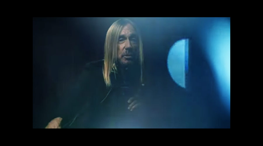 Iggy Pop libera videoclipe de “James Bond”