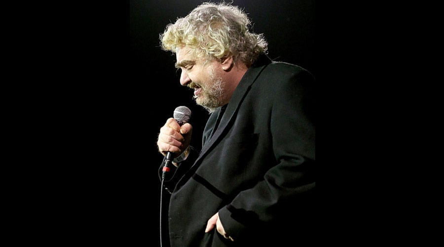 Daniel Johnston, influente cantor e compositor americano, morre aos 58 anos