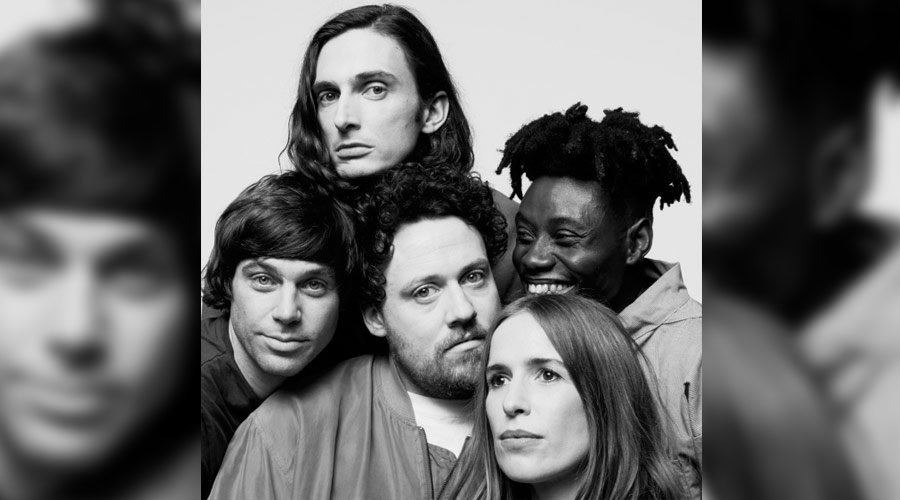 Metronomy disponibiliza lyric video de seu novo single, “Wedding Bells”