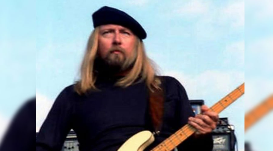 Larry Junstrom, membro fundador do Lynyrd Skynyrd, morre aos 70 anos