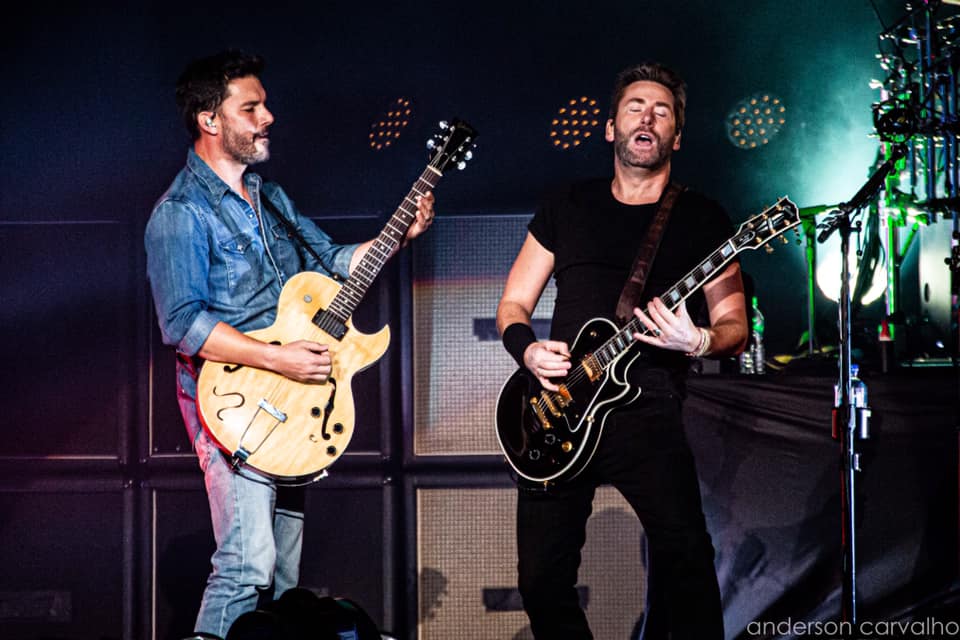 Nickelback relembra clássicos e esbanja simpatia em show de SP