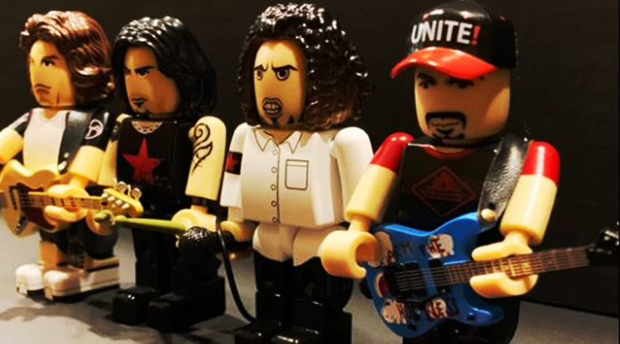 Rage Against The Machine: lançadas as primeiras miniaturas da banda