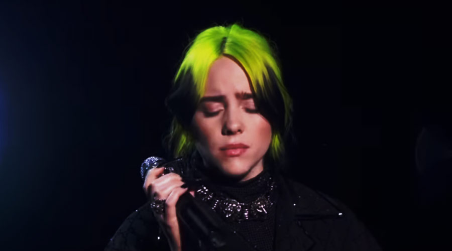 Billie Eilish apresenta releitura emocionante dos Beatles em cerimônia do Oscar