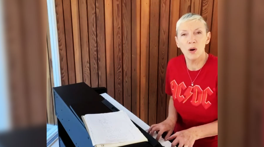 Annie Lennox lança leilão beneficente e sorteio de performances especiais de cantores como Sting e Hozier