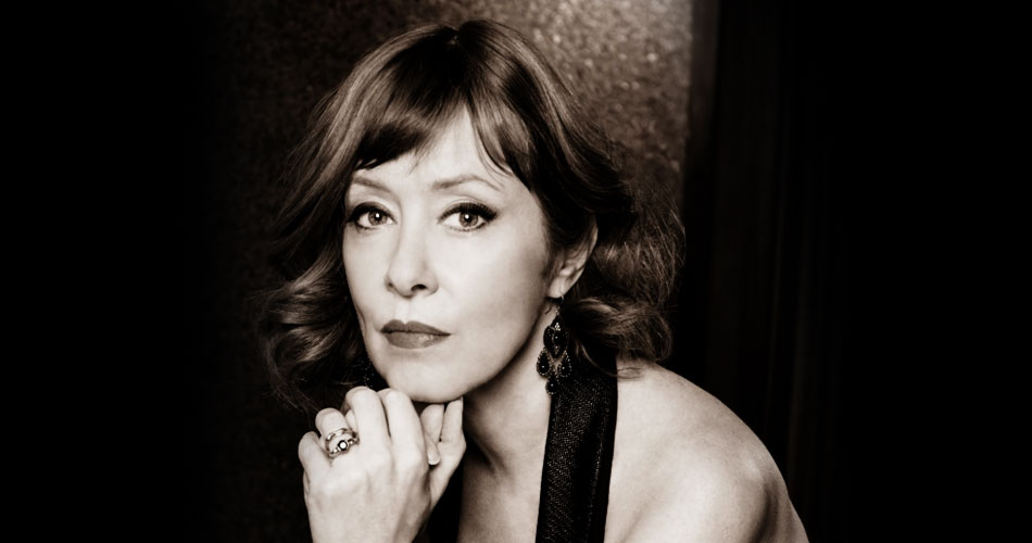 Suzanne Vega disponibiliza versão em espanhol do hit “Luka”